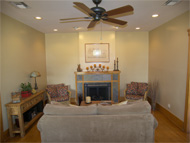Phoenix real estate: Phoenix home sellers should select a price to make their house stand out in the marketplace