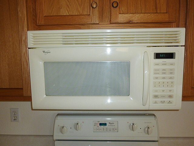 Built-in Whirlpool microwave