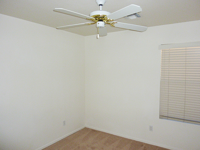 Energy-saving ceiling fans in all the guest bedrooms, too!